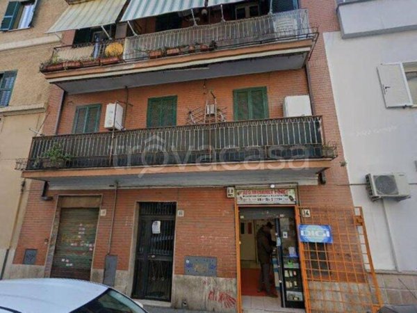 appartamento in vendita a Roma in zona Tuscolano