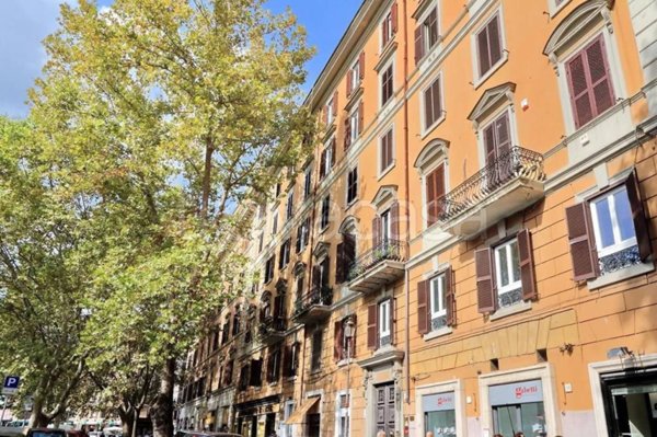 negozio in vendita a Roma in zona Salario