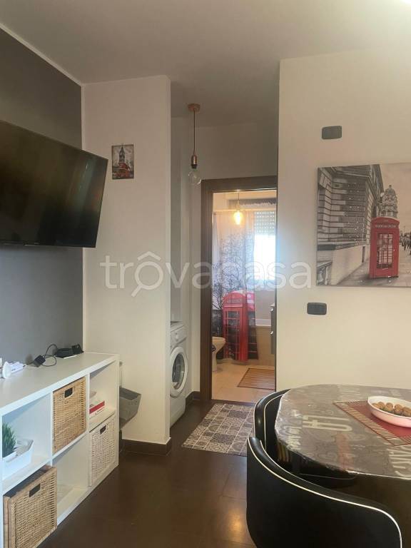 appartamento in vendita a Roma in zona Castelverde