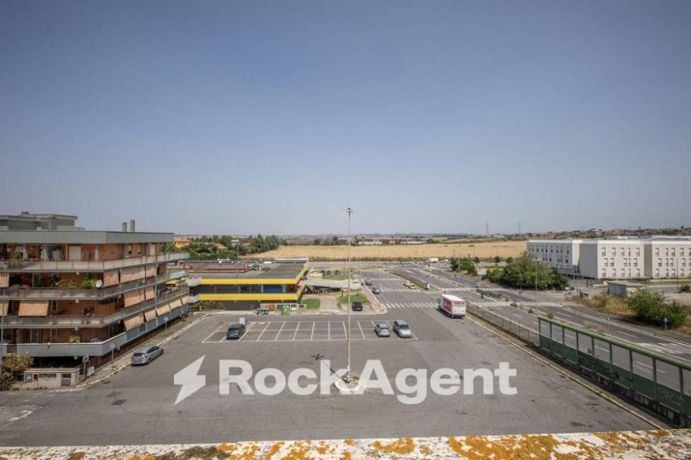 appartamento in vendita a Roma in zona Collatino