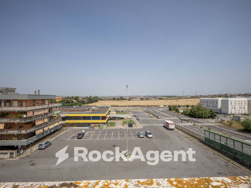 appartamento in vendita a Roma in zona Collatino