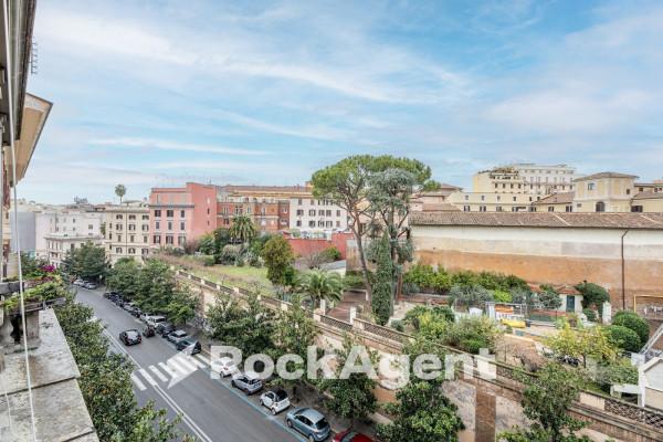 appartamento in vendita a Roma in zona Celio