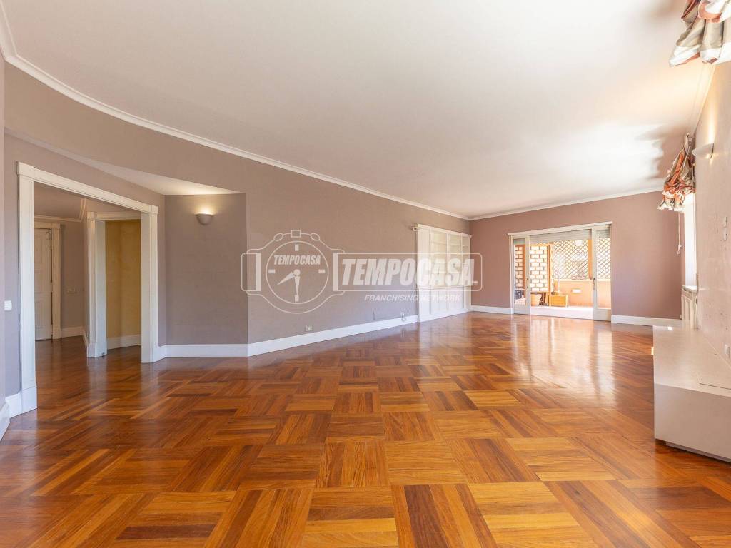 appartamento in vendita a Roma in zona Tor di Quinto