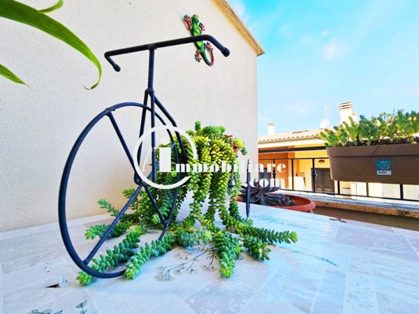 appartamento in vendita a Roma in zona Massimina/Casal Lumbroso