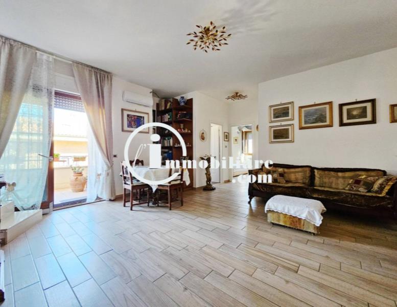 appartamento in vendita a Roma in zona Massimina/Casal Lumbroso