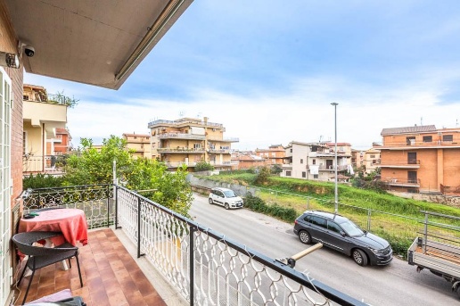 appartamento in vendita a Roma in zona Ottavia