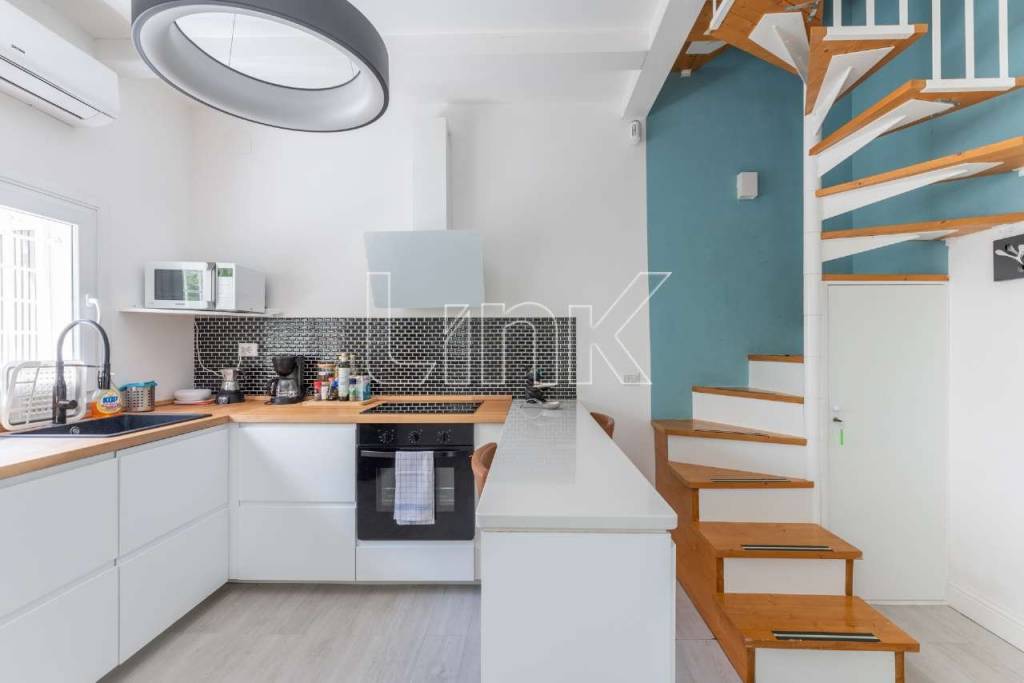 appartamento in vendita a Roma in zona Prenestino-Labicano