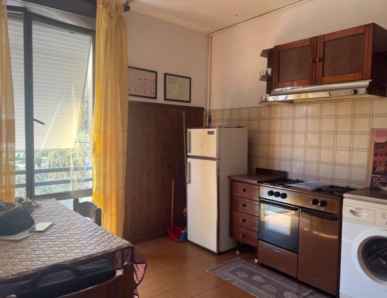 appartamento in vendita a Roma in zona Torre Angela