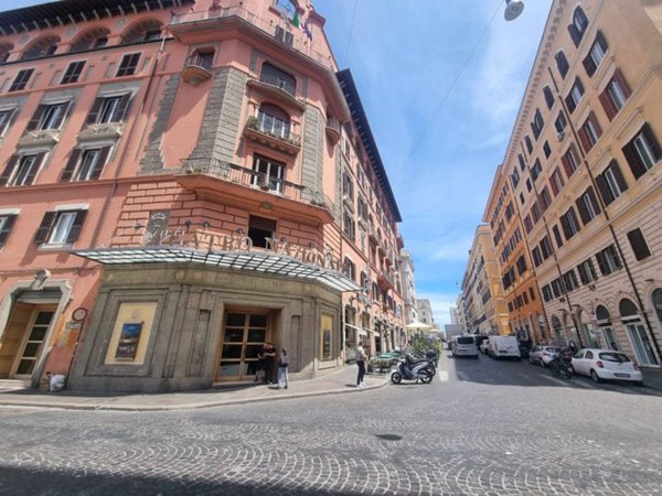 negozio in vendita a Roma in zona Centro Storico