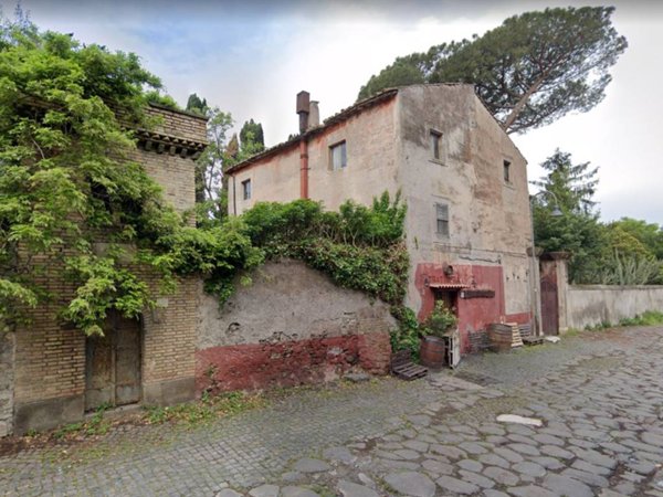 casa indipendente in vendita a Roma in zona Ardeatino
