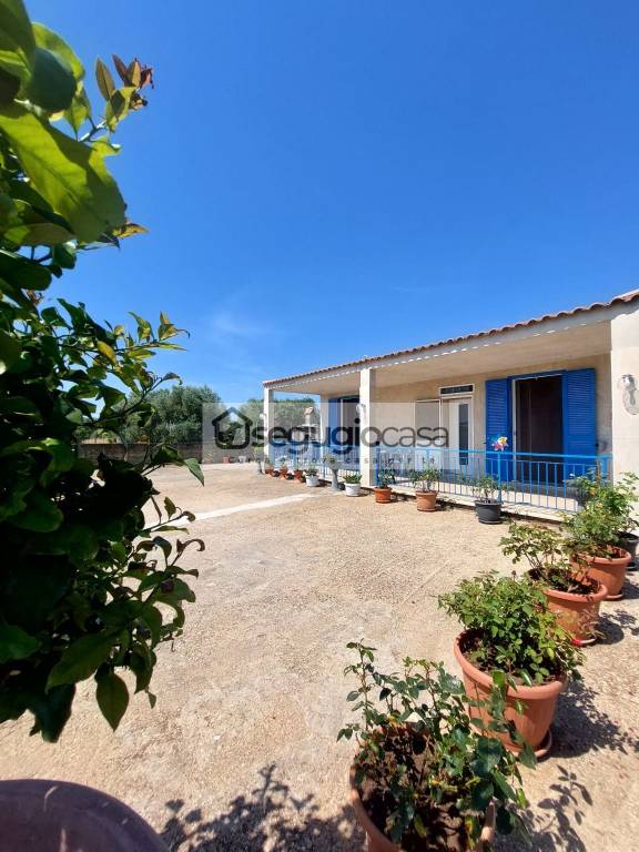 casa indipendente in vendita a Roma in zona Tor di Quinto