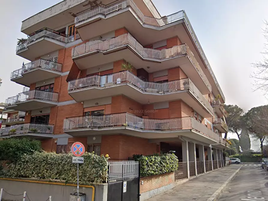 appartamento in vendita a Roma in zona Appio Claudio