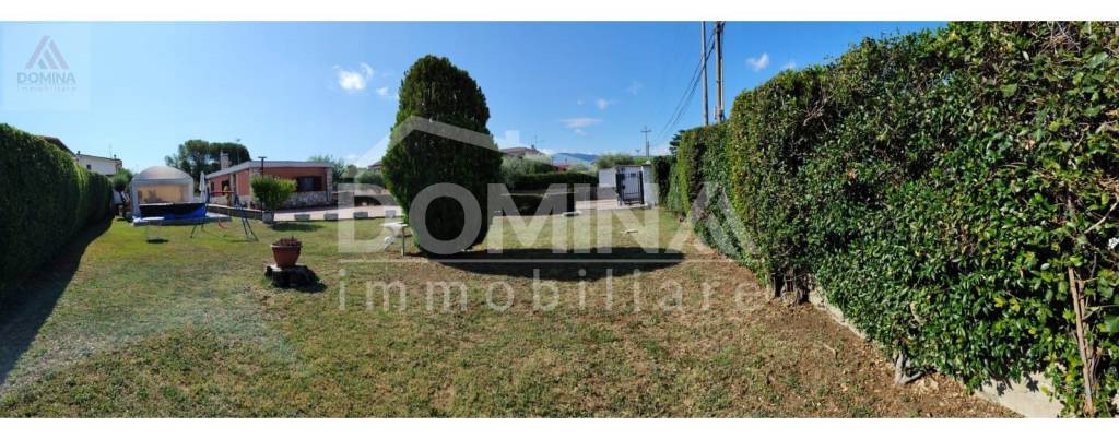 casa indipendente in vendita a Roma in zona Castelverde