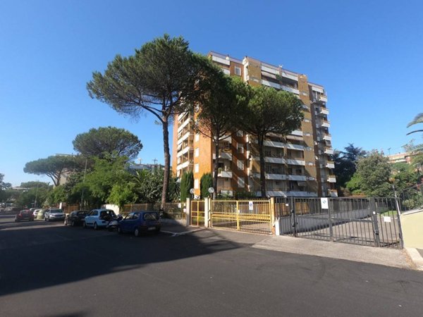 appartamento in vendita a Roma in zona Torrino