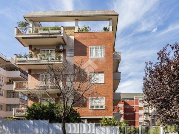 appartamento in vendita a Roma in zona Gianicolense