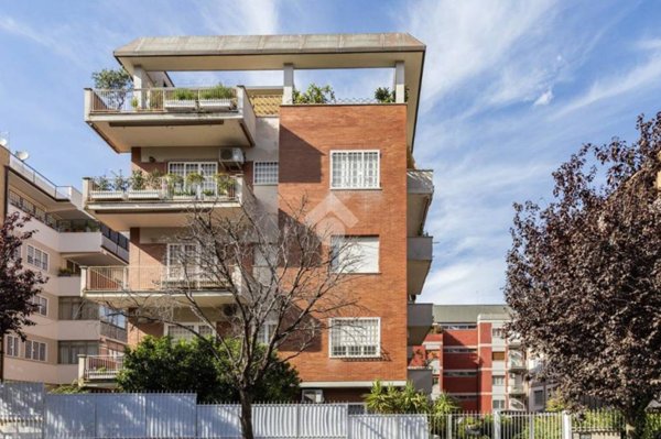 appartamento in vendita a Roma in zona Gianicolense