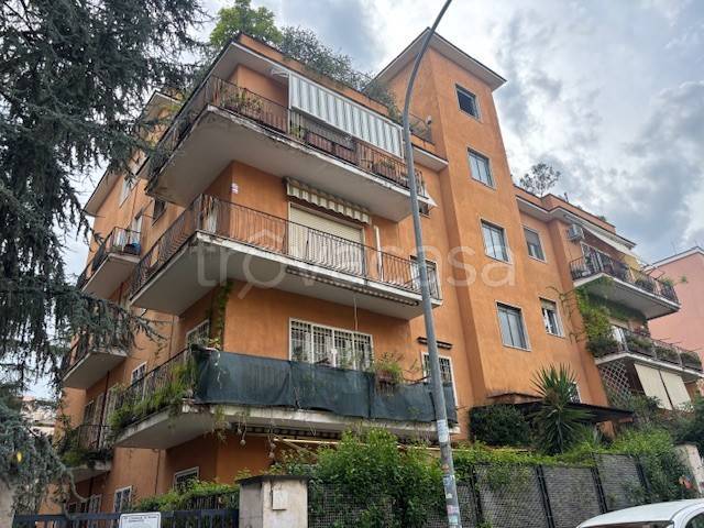 appartamento in vendita a Roma in zona Monte Sacro/Talenti