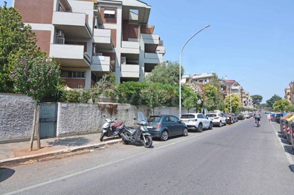 appartamento in vendita a Roma in zona Gianicolense