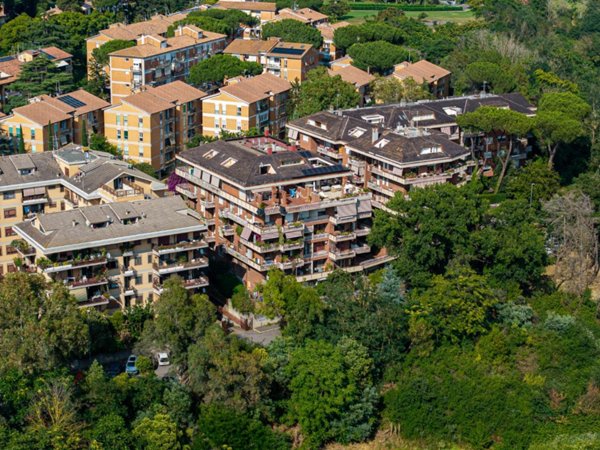 appartamento in vendita a Roma in zona Giuliano Dalmata