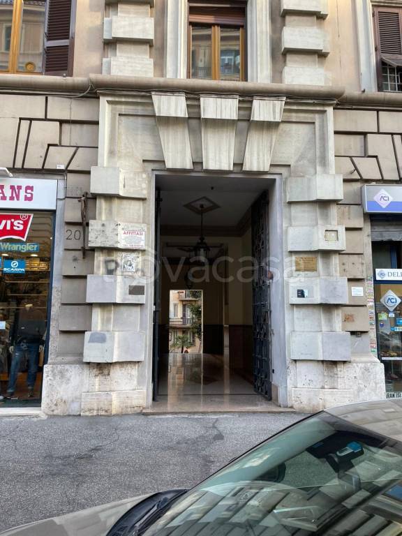 locale commerciale in vendita a Roma in zona Trieste
