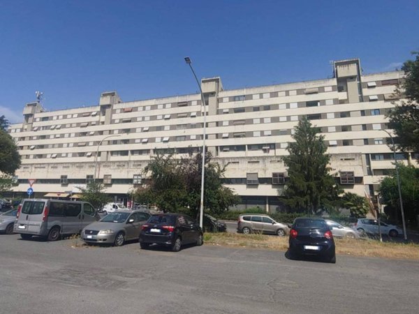 appartamento in vendita a Roma in zona Spinaceto