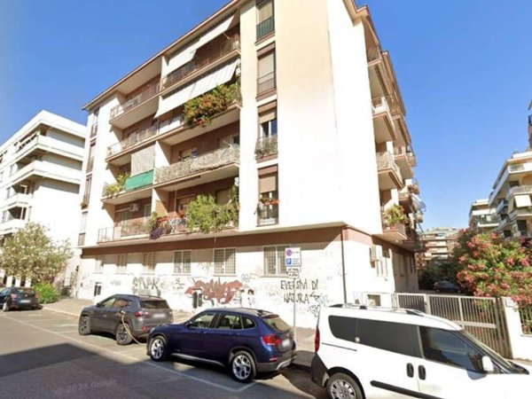 appartamento in vendita a Roma in zona Ostia