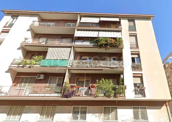 appartamento in vendita a Roma in zona Ostia