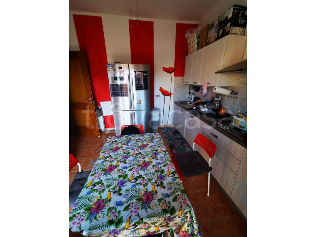 appartamento in vendita a Roma in zona Case Rosse