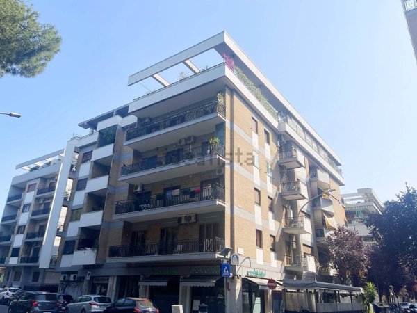 appartamento in vendita a Roma in zona Appio Latino