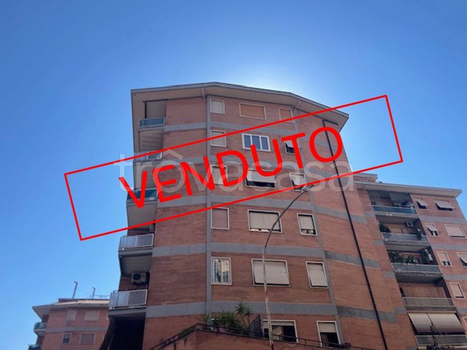 appartamento in vendita a Roma in zona Aurelio