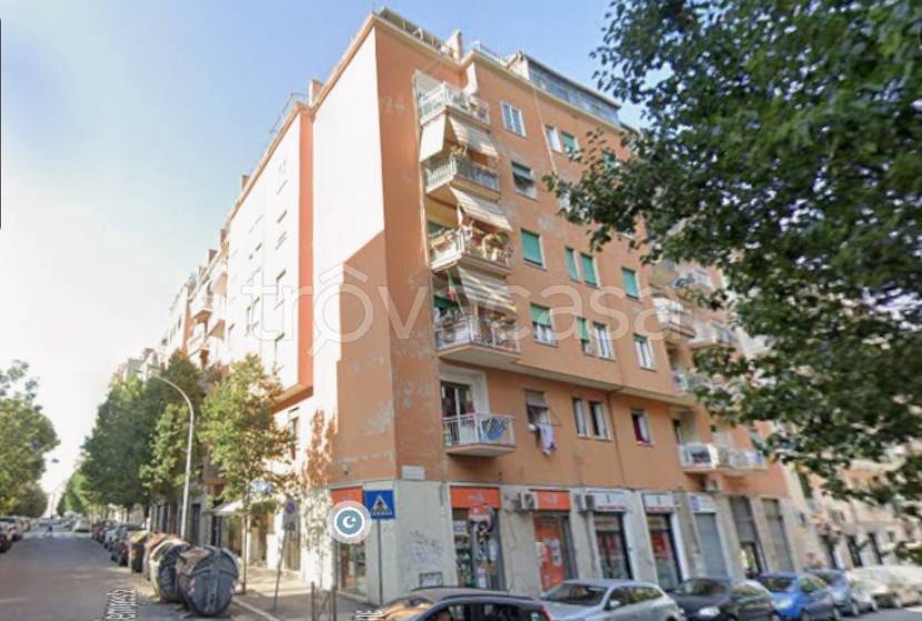 appartamento in vendita a Roma in zona Prenestino-Labicano