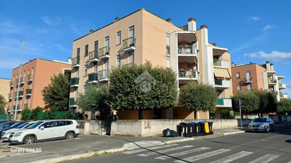 appartamento in vendita a Roma in zona Tor Vergata/Torrenova