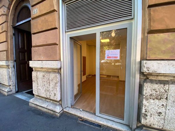 negozio in vendita a Roma