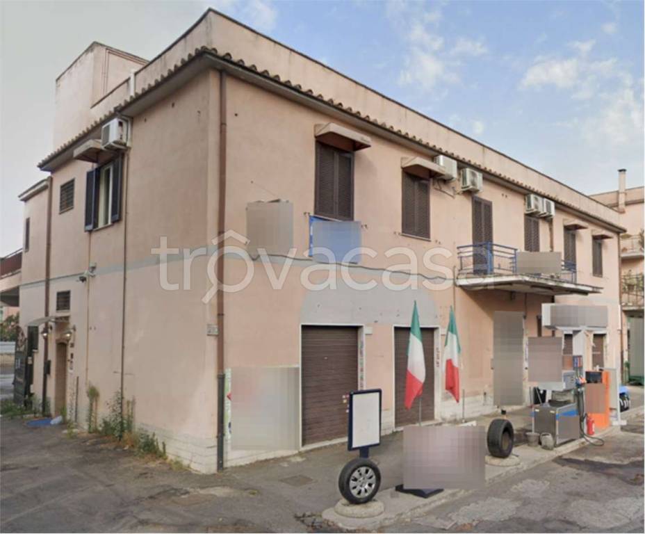 appartamento in vendita a Roma in zona San Basilio
