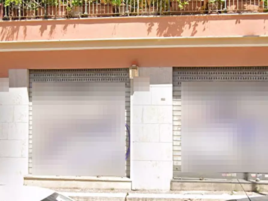 negozio in vendita a Roma in zona Prenestino-Centocelle