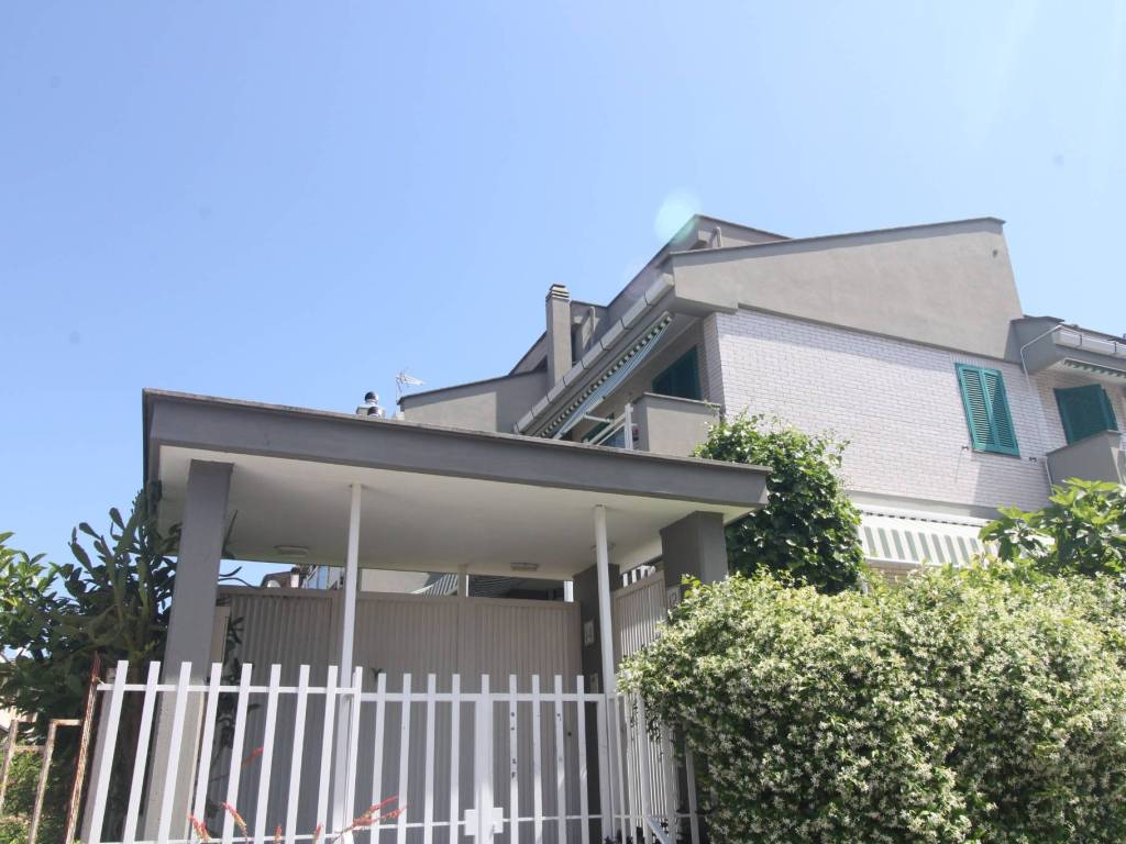 appartamento in vendita a Roma in zona Aurelio