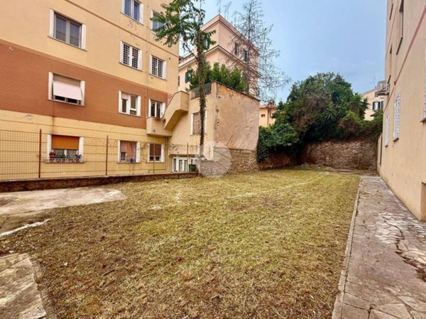 terreno agricolo in vendita a Roma in zona Monte Sacro/Talenti