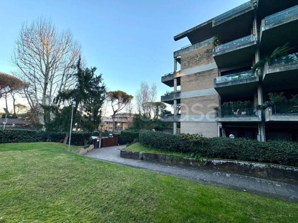 appartamento in vendita a Roma in zona Tor di Quinto