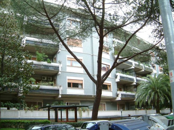 appartamento in vendita a Roma in zona Mostacciano