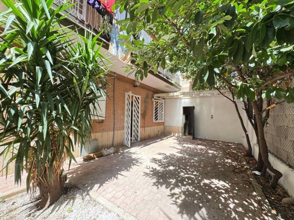 appartamento in vendita a Roma in zona Tor Vergata/Torrenova