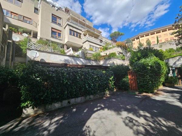 appartamento in vendita a Roma in zona Tor di Quinto
