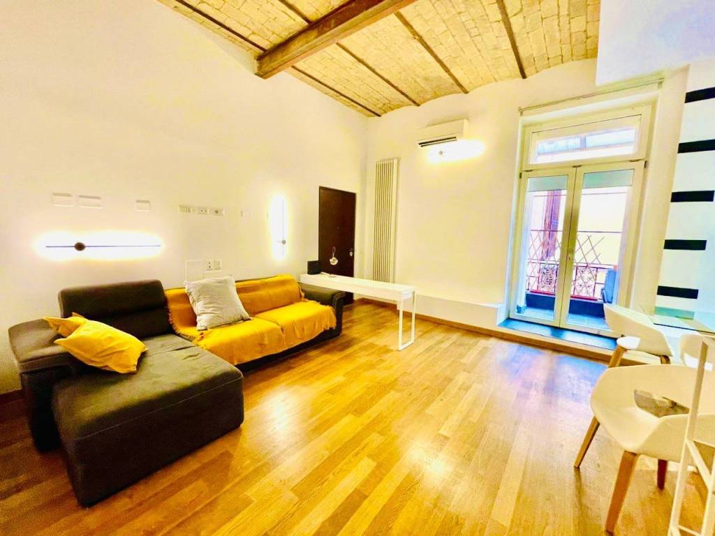 appartamento in vendita a Roma in zona Esquilino