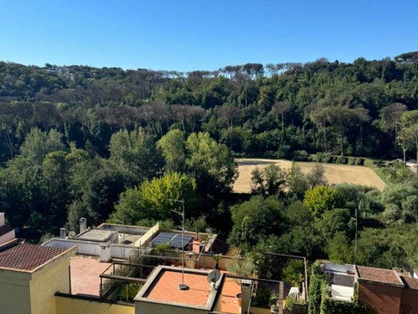 casa indipendente in vendita a Roma in zona Grottarossa