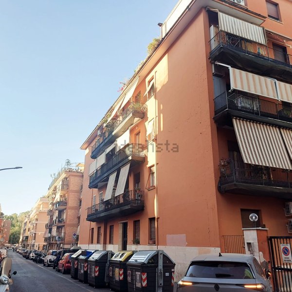 appartamento in vendita a Roma in zona Portuense
