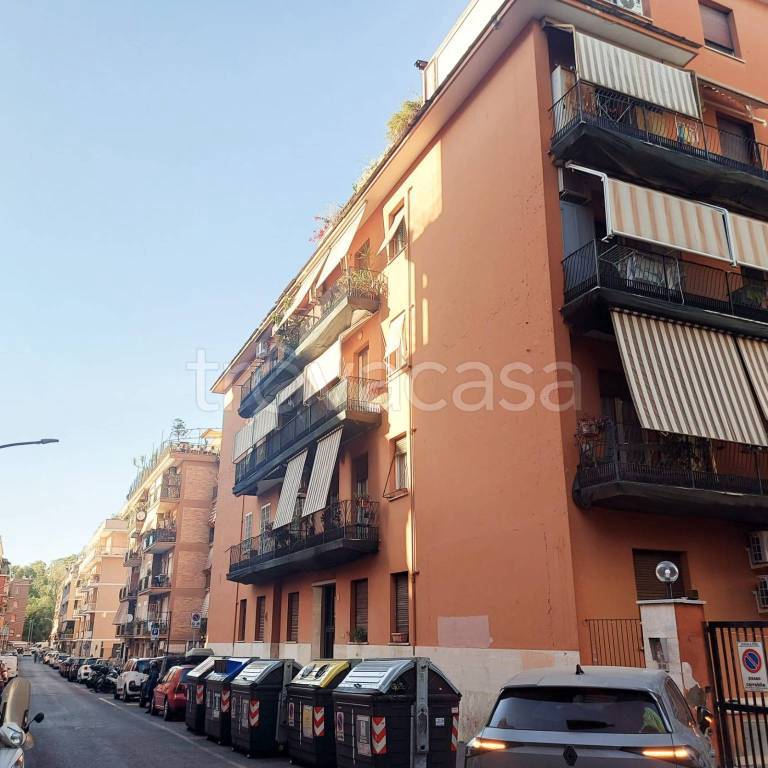 appartamento in vendita a Roma in zona Portuense