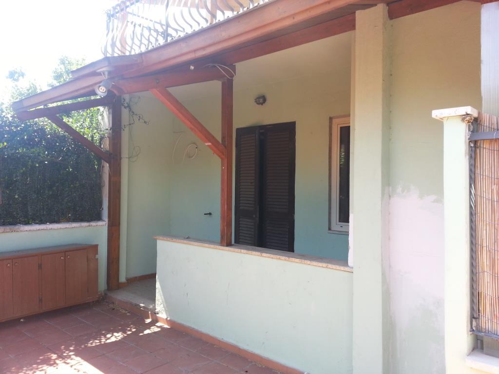 appartamento in vendita a Roma in zona Castelverde