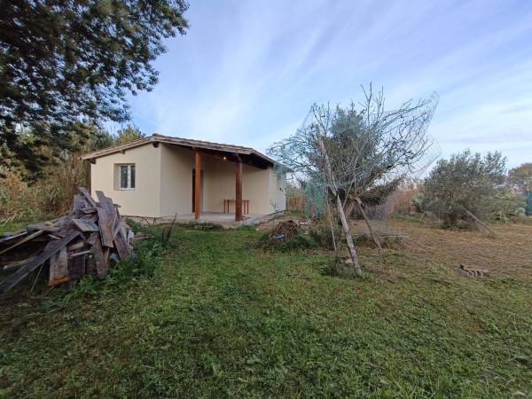 casa indipendente in vendita a Roma in zona Casal Palocco