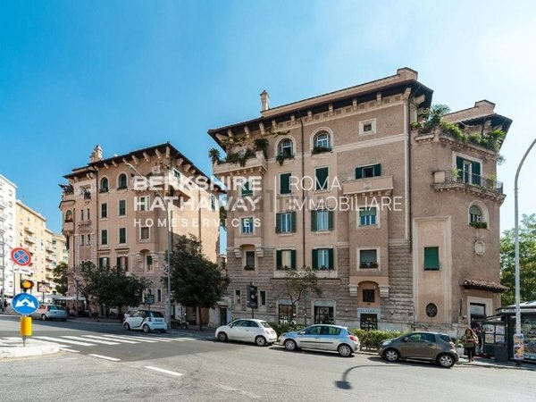appartamento in vendita a Roma in zona Appio Latino