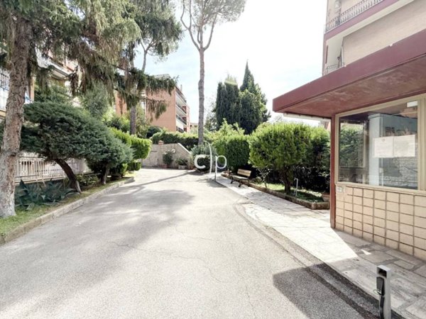 appartamento in vendita a Roma in zona Gianicolense