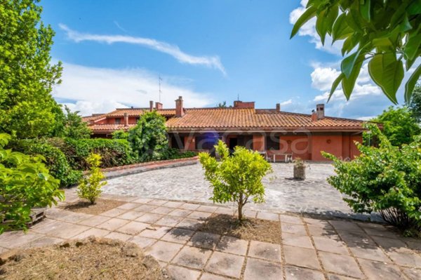 casa indipendente in vendita a Roma in zona Monte Sacro/Talenti